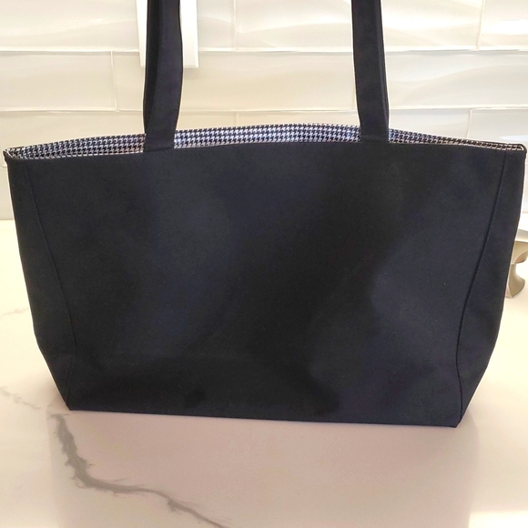 5/$20 Black Lancome Tote Bag - Picture 3 of 11